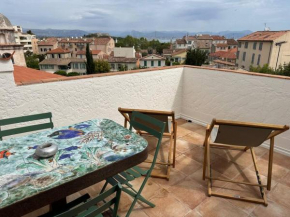 COSY STAR - Brand new flat with terrace Seaview flat AC for 4